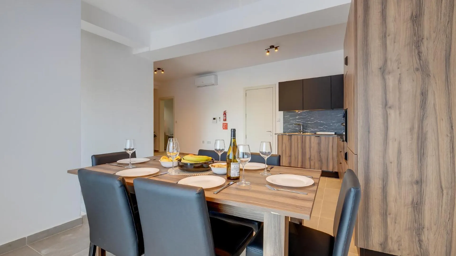 Salmar Court Holiday Apartments Hal Ghaxiak Malta